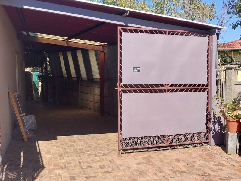 High-Yield Investment Opportunity in Delmas! 4 Bed Main + 2 Bed cottage + 1 bed cottage - Photo 6