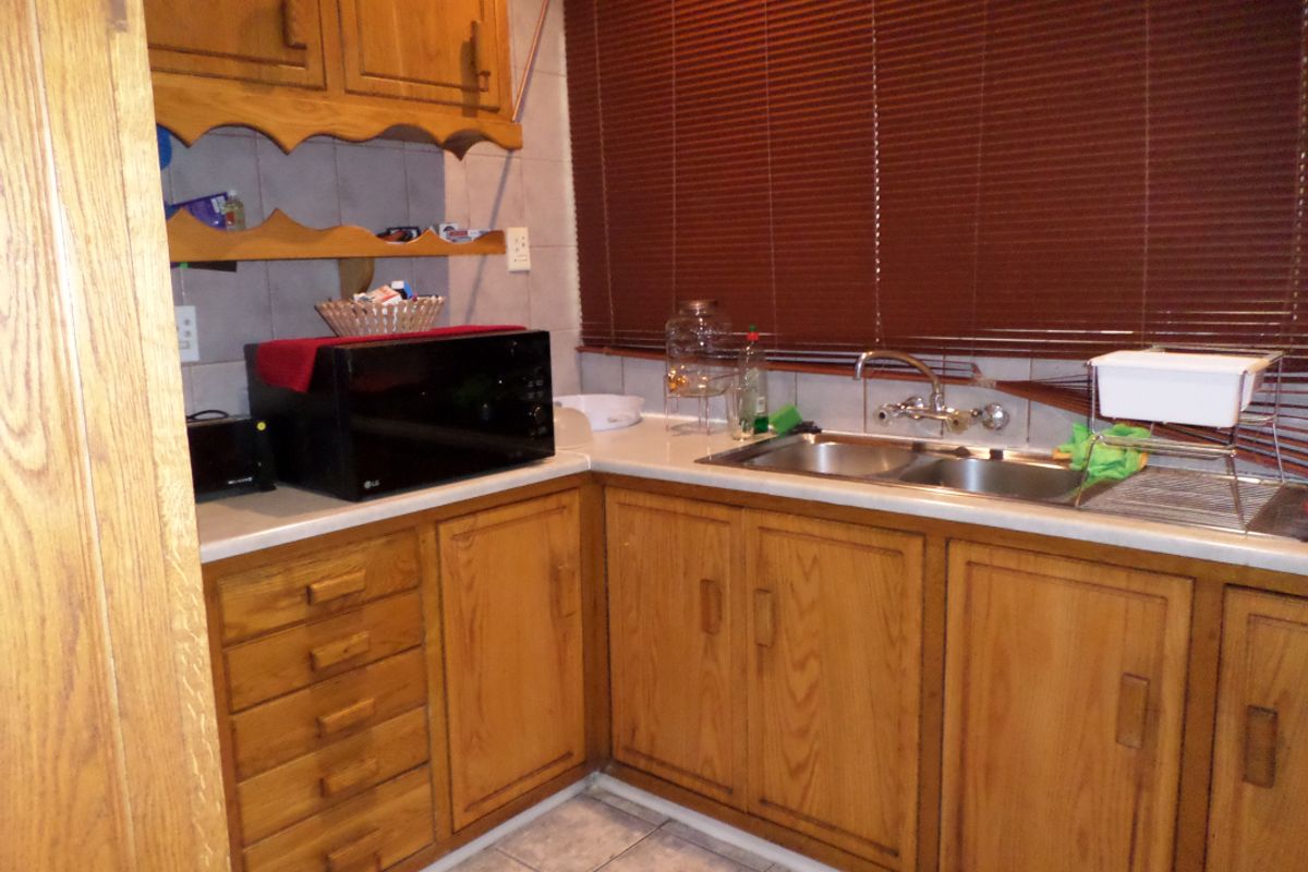 home with in the boomed off area 3 bed 3 bath ( 2Mes) - Photo 5