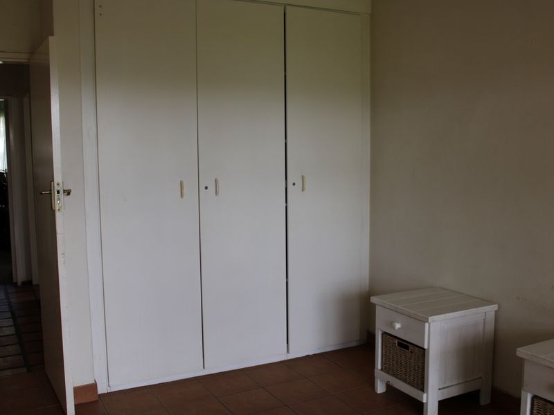 Stunning 2 bedroom apartment right on the dam - Photo 10