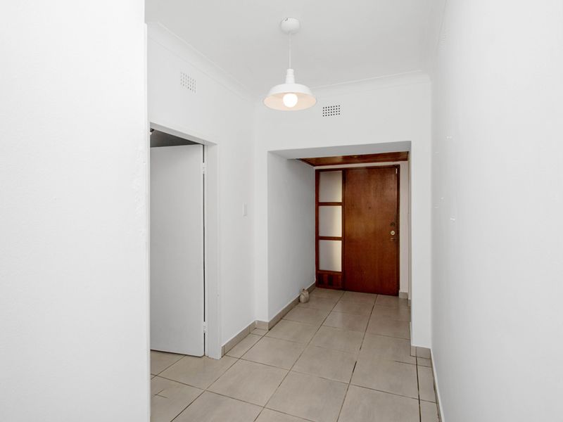 Spacious and Versatile Family Home to Rent - Photo 9
