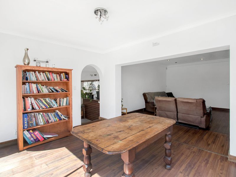 Spacious and Versatile Family Home to Rent - Photo 7