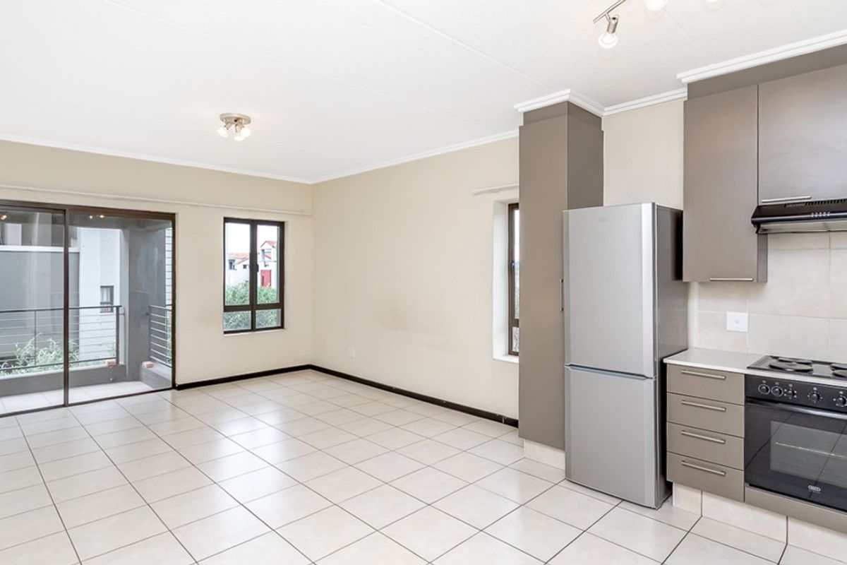 Studio Apartment for sale in Casablanca, Lonehill. - Photo 2