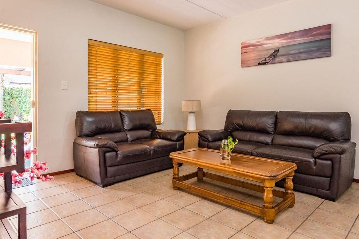 Ground-Floor Unit with Large Private Garden | Priced to Sell - Photo 5