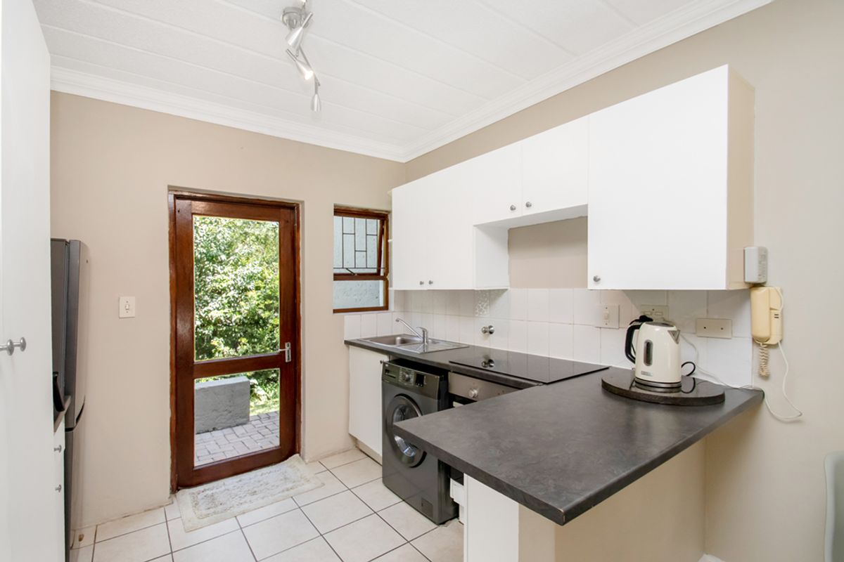 Ground floor two bedroom unit in Riverglades Estate - Photo 5