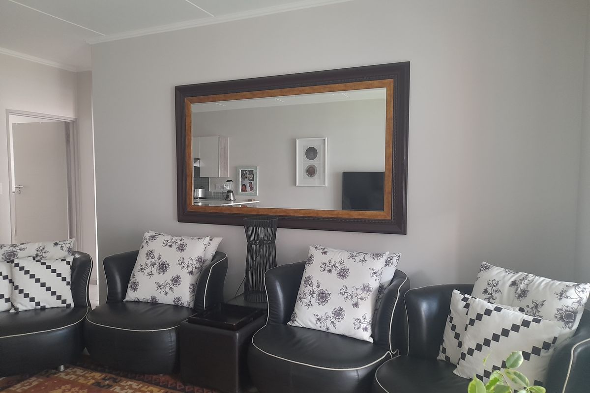 Ground Floor Unit for sale with Private garden - Photo 5