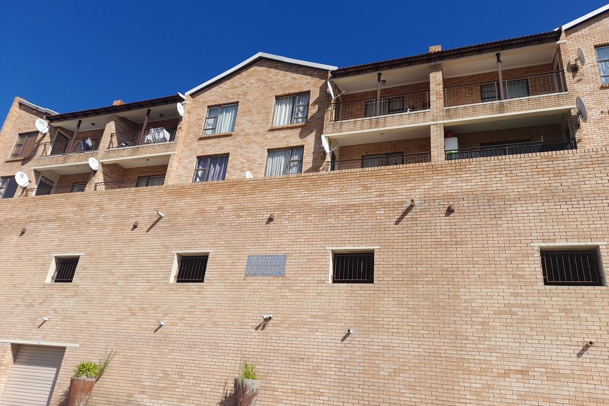 Stunning Unit for sale in Winchester hills - Photo 2