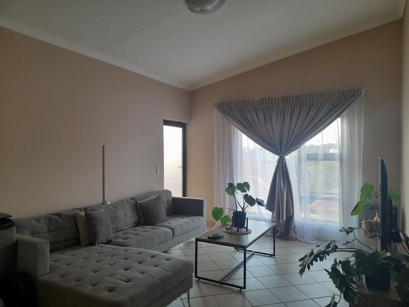 Stunning Unit for sale in Winchester hills - Photo 7