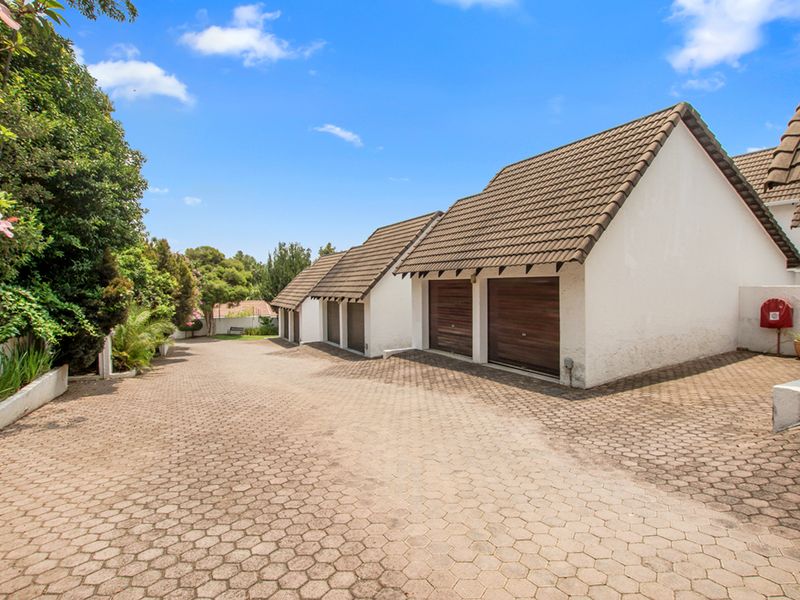 3 Bedroom double story townhouse - Photo 5