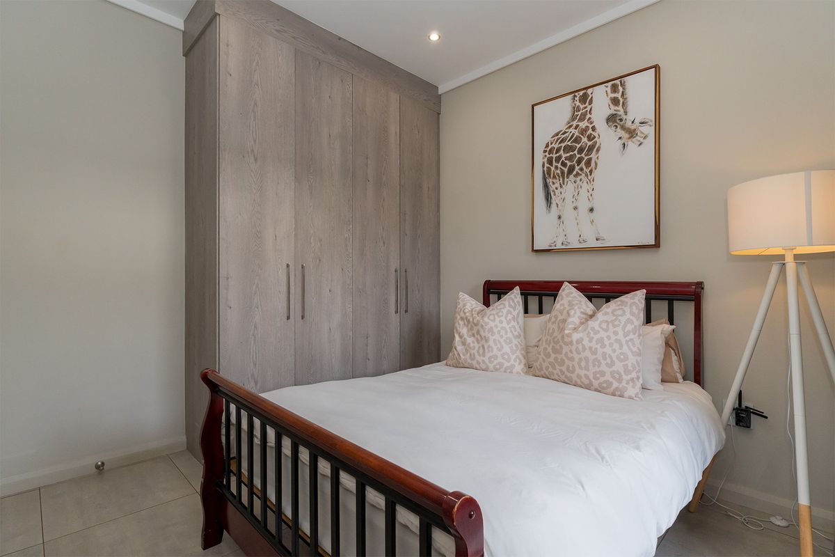 MODERN FAMILY ground floor Townhouse IN RYNFIELD, BENONI - Photo 5