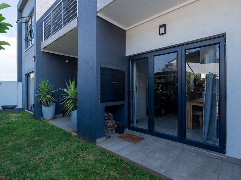 MODERN FAMILY ground floor Townhouse IN RYNFIELD, BENONI - Photo 2