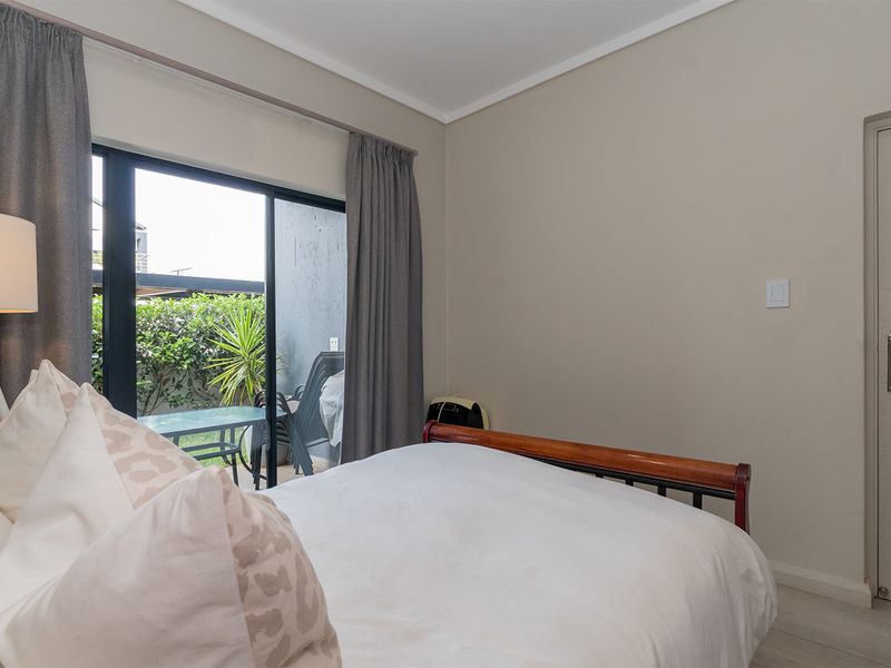 MODERN FAMILY ground floor Townhouse IN RYNFIELD, BENONI - Photo 4