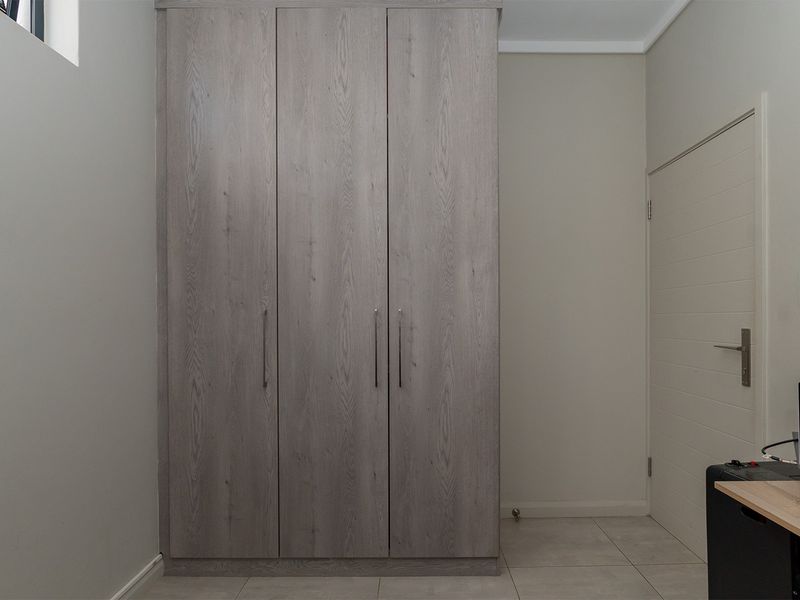 MODERN FAMILY ground floor Townhouse IN RYNFIELD, BENONI - Photo 9