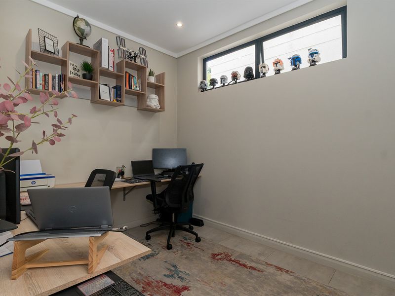 MODERN FAMILY ground floor Townhouse IN RYNFIELD, BENONI - Photo 10