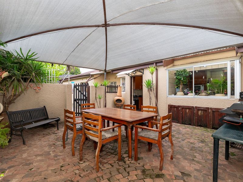 Sophisticated Family Sanctuary + Full Granny Flat: The Best of Libradene Security Village - Photo 6