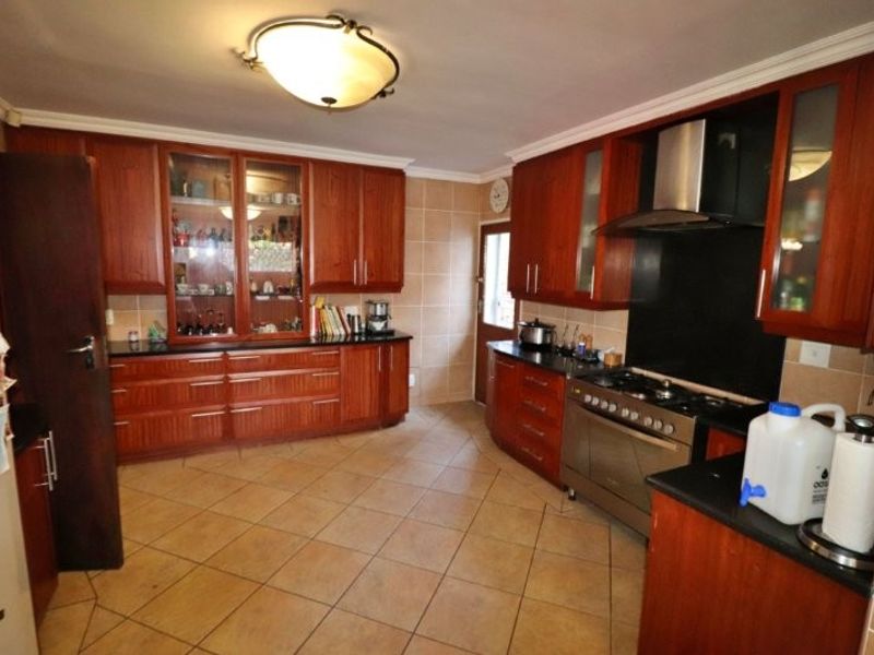 Absolutely unique property with a Spectacular Grand View! - Photo 3