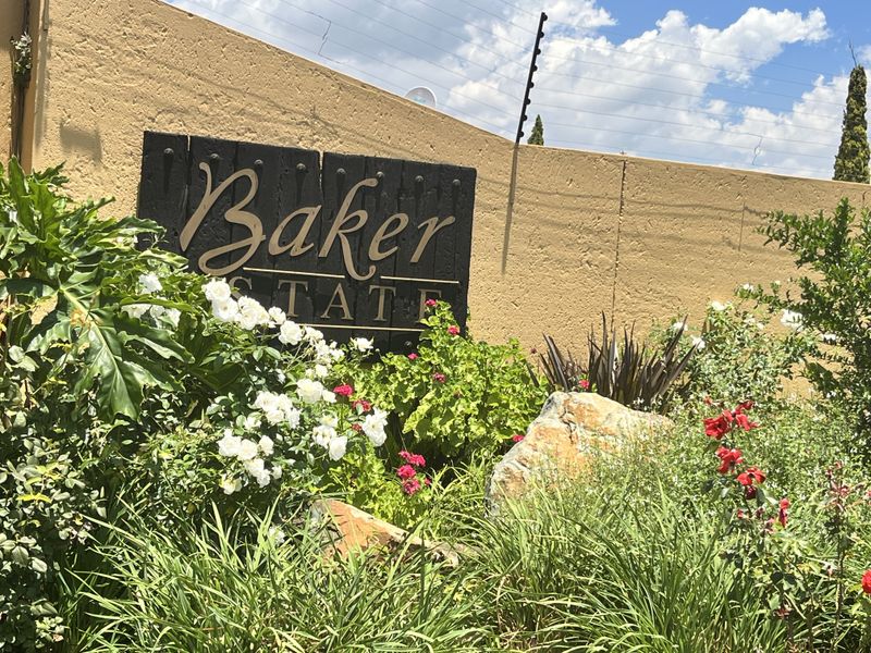 CLUSTER HOME IN THE POPULAR BAKER ESTATES EDEN GLEN - Photo 3