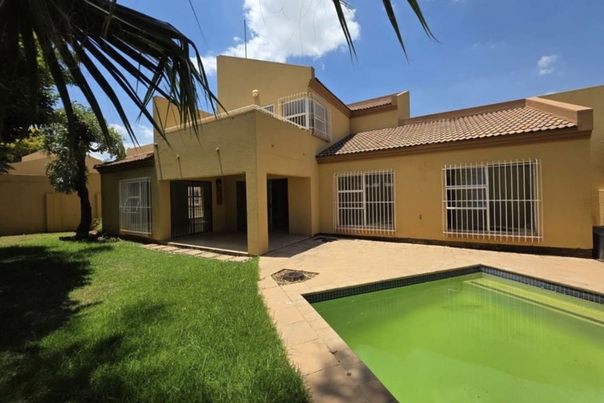 CLUSTER HOME IN THE POPULAR BAKER ESTATES EDEN GLEN - Photo 4