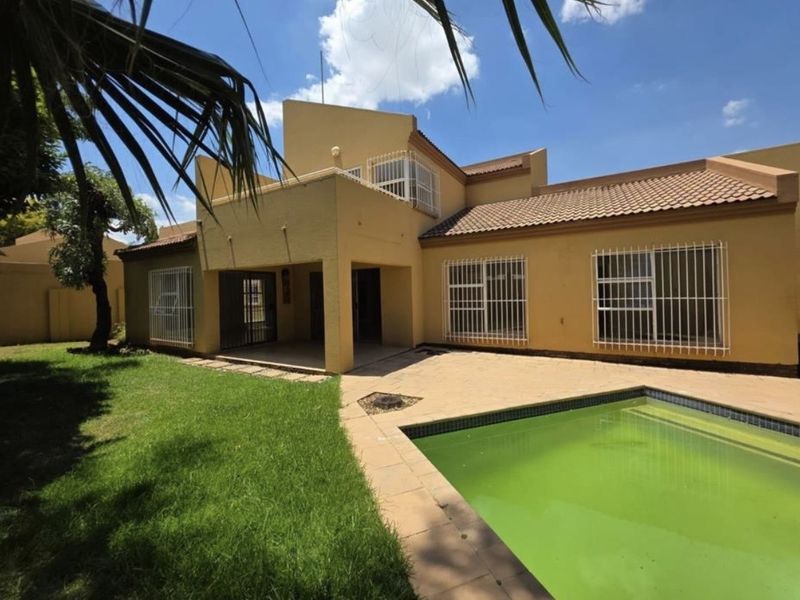 CLUSTER HOME IN THE POPULAR BAKER ESTATES EDEN GLEN - Photo 4