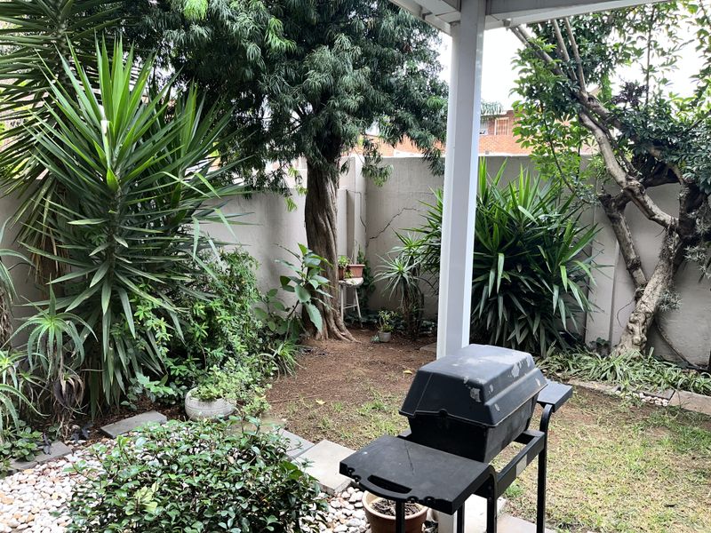 DUPLEX WITH GARDEN IN SECURE COMPLEX - Photo 4