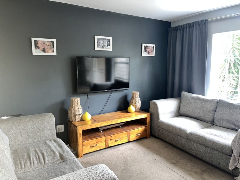 DUPLEX WITH GARDEN IN SECURE COMPLEX - Photo 10