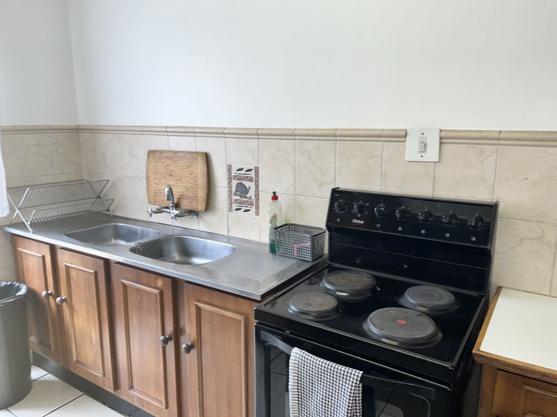 DUPLEX WITH GARDEN IN SECURE COMPLEX - Photo 8