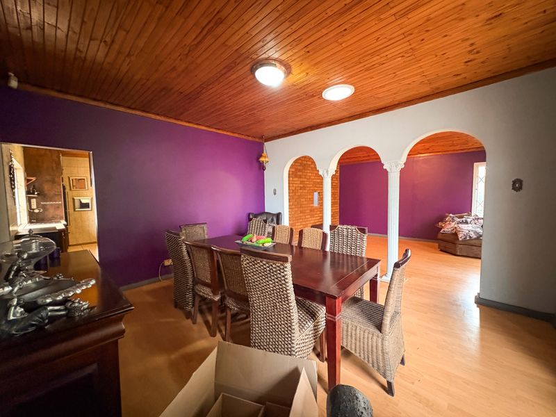 Lovely Family Home withA Granny flat!!! - Photo 7