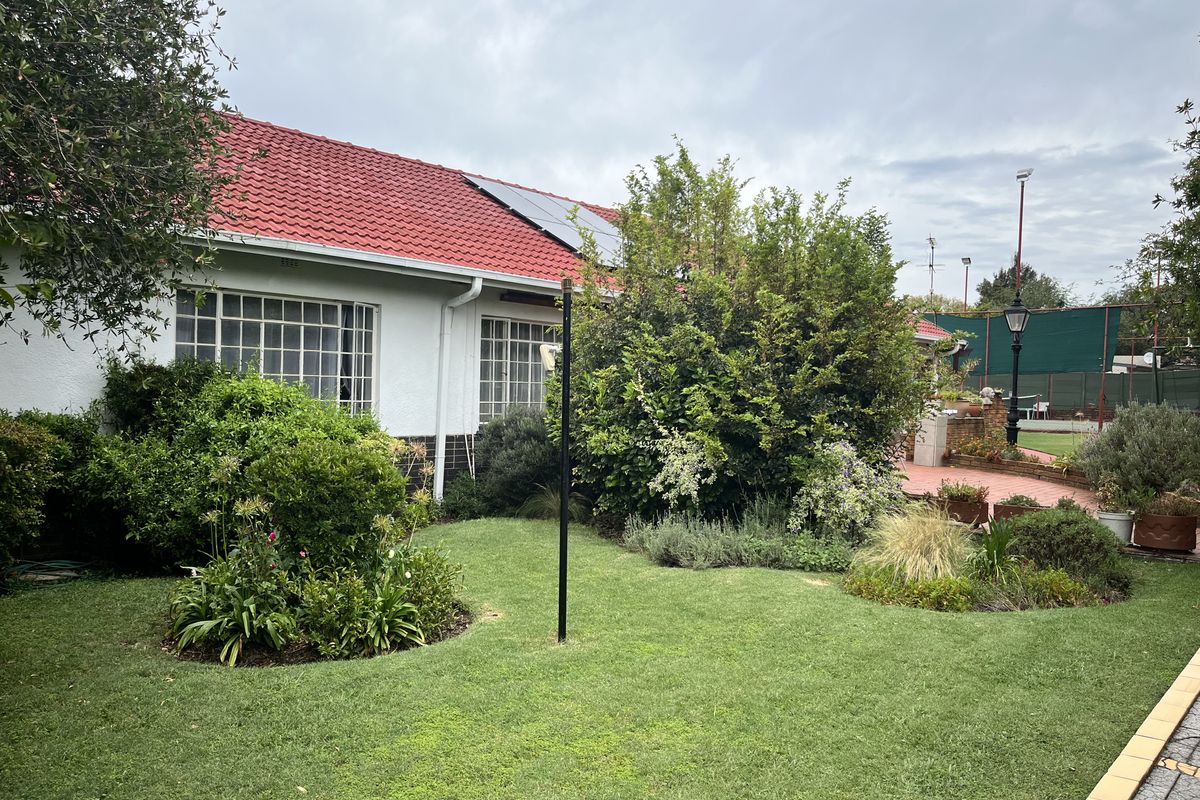 HOME ON LARGE STAND IN BOOMED OFF AREA - Photo 2