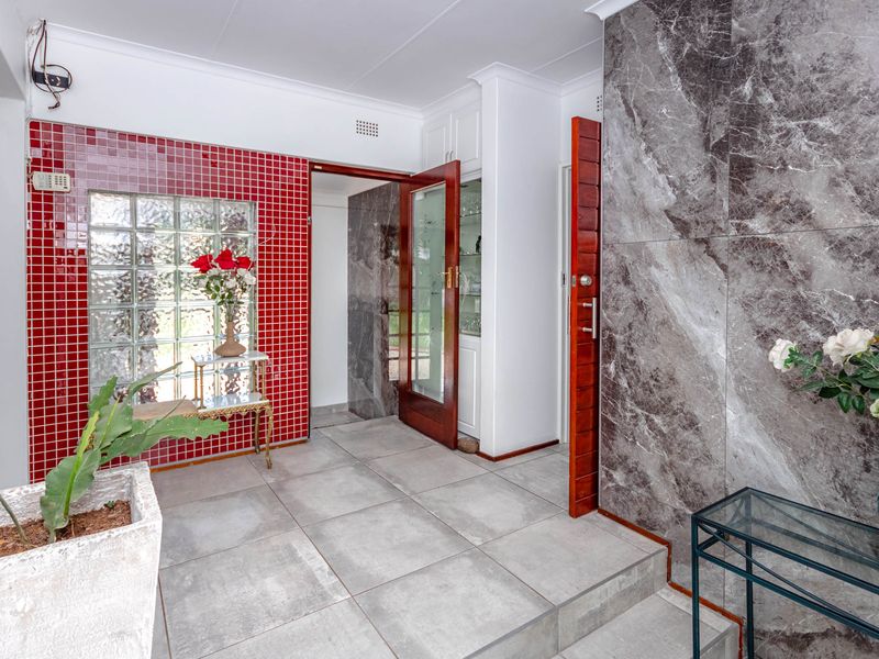 5-Acre Lifestyle Estate with 8 Income-Generating Cottages in Benoni Small Farms - Photo 9