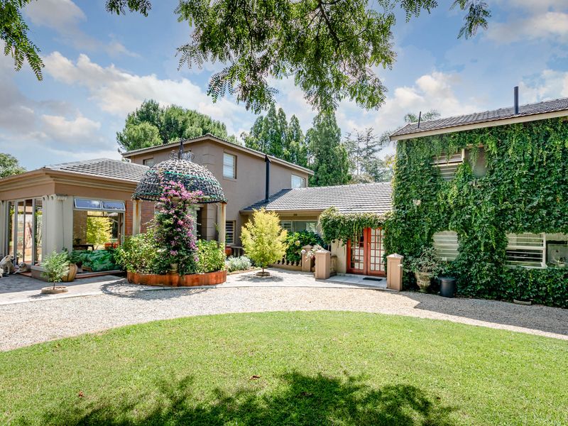 5-Acre Lifestyle Estate with 8 Income-Generating Cottages in Benoni Small Farms - Photo 2