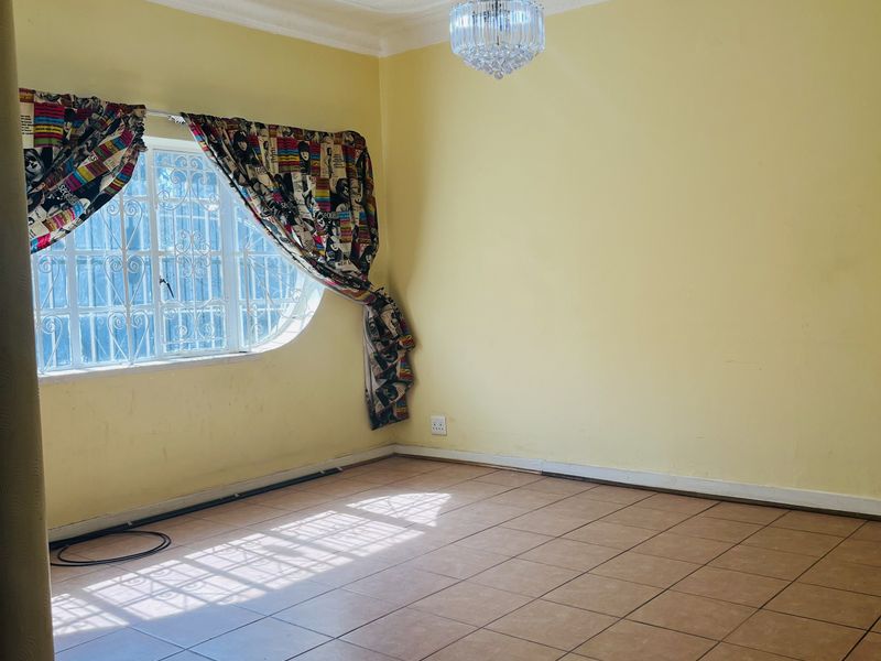 Dream Home for Investors on a Massive Stand!!! - Photo 5