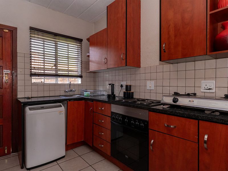 No Longer Available – Under Offer - Photo 8