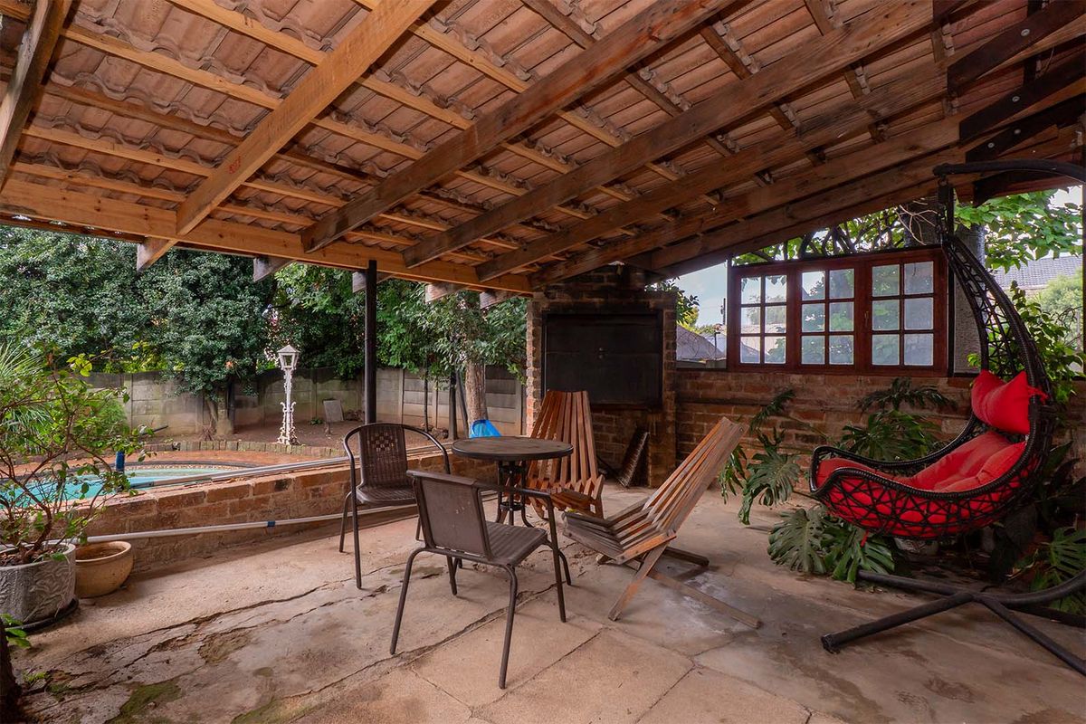 Entertainer's Paradise in Kempton Park - Photo 4