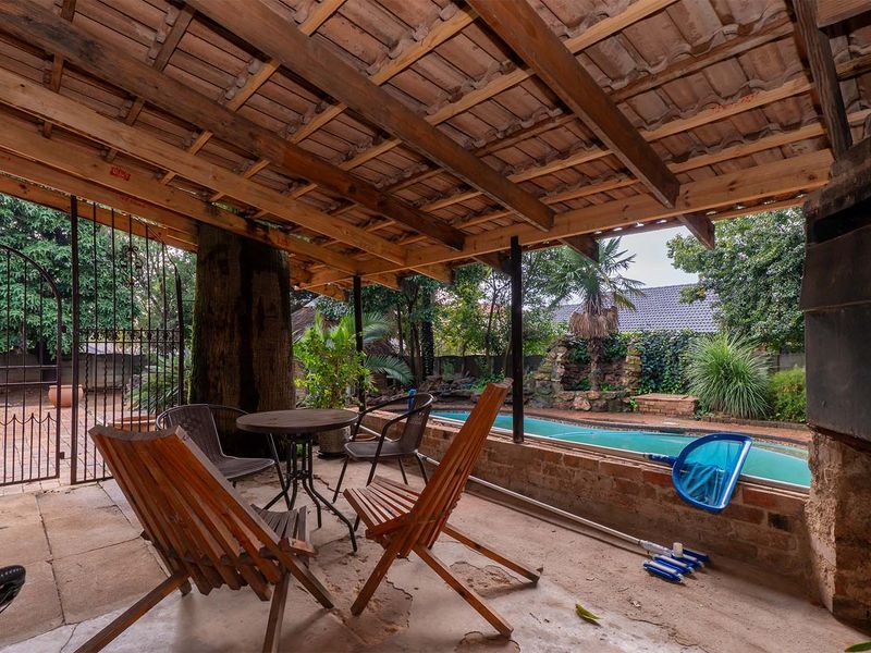 Entertainer's Paradise in Kempton Park - Photo 5