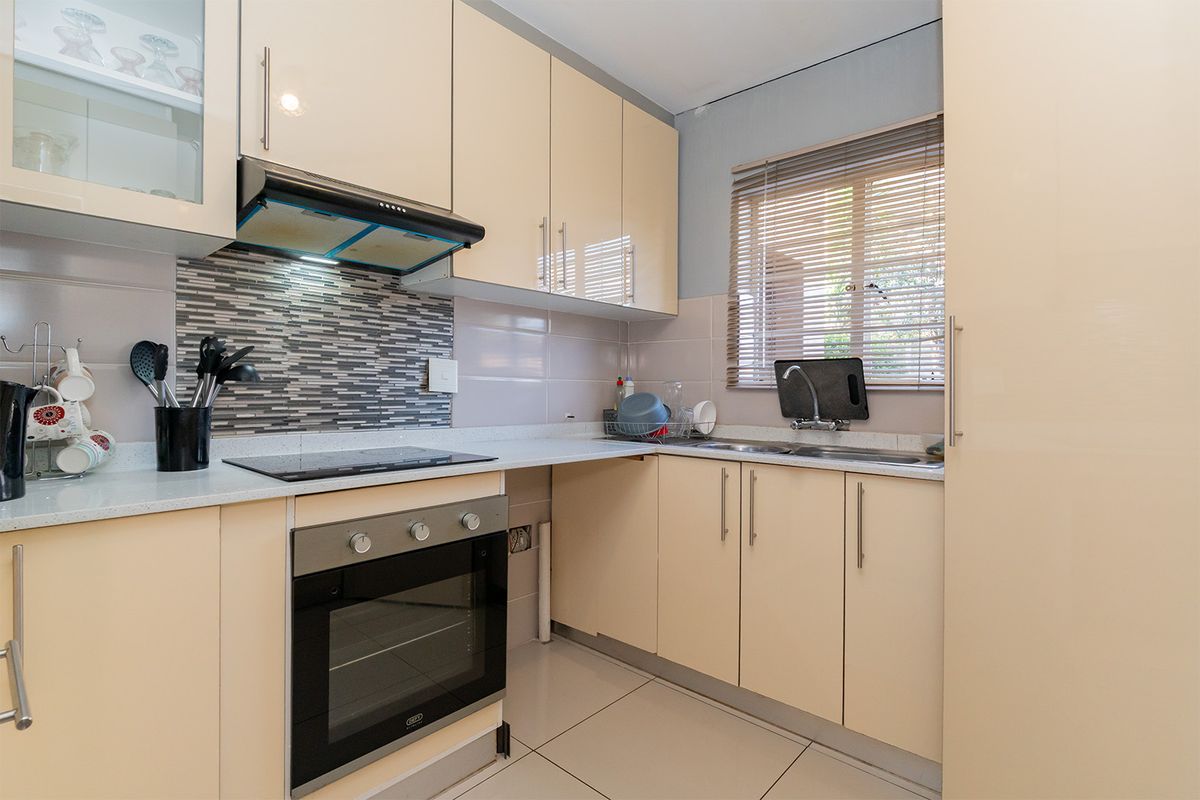 North Facing Garden Unit!!! - Photo 2