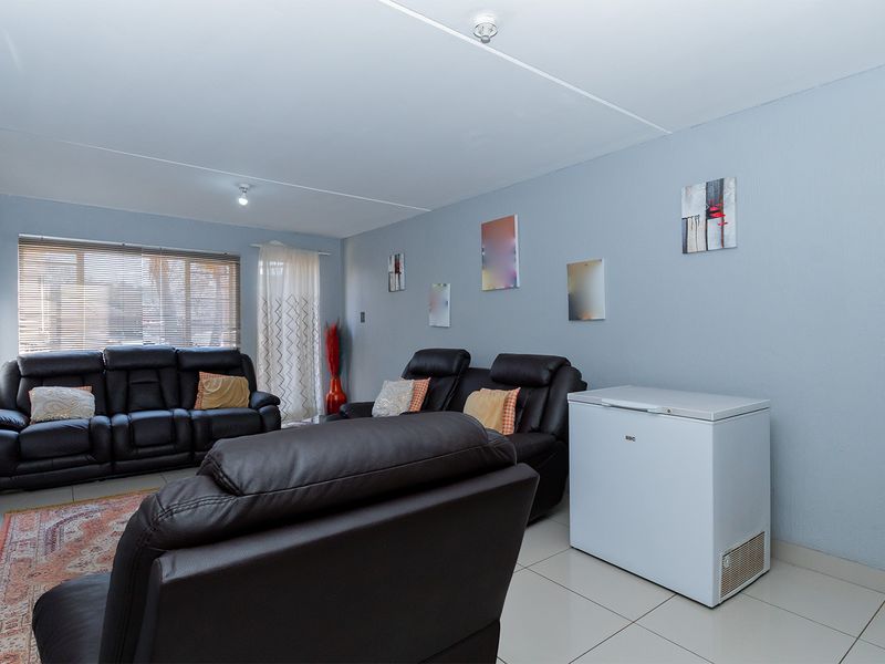 North Facing Garden Unit!!! - Photo 10