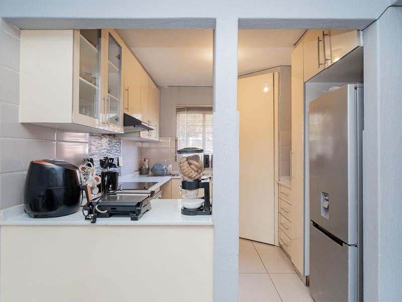 North Facing Garden Unit!!! - Photo 3