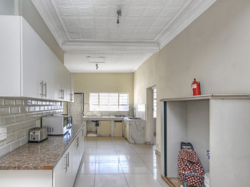 An Investment Opportunity In A 7-Bedroom Communal Living Property In Fellside. - Photo 3