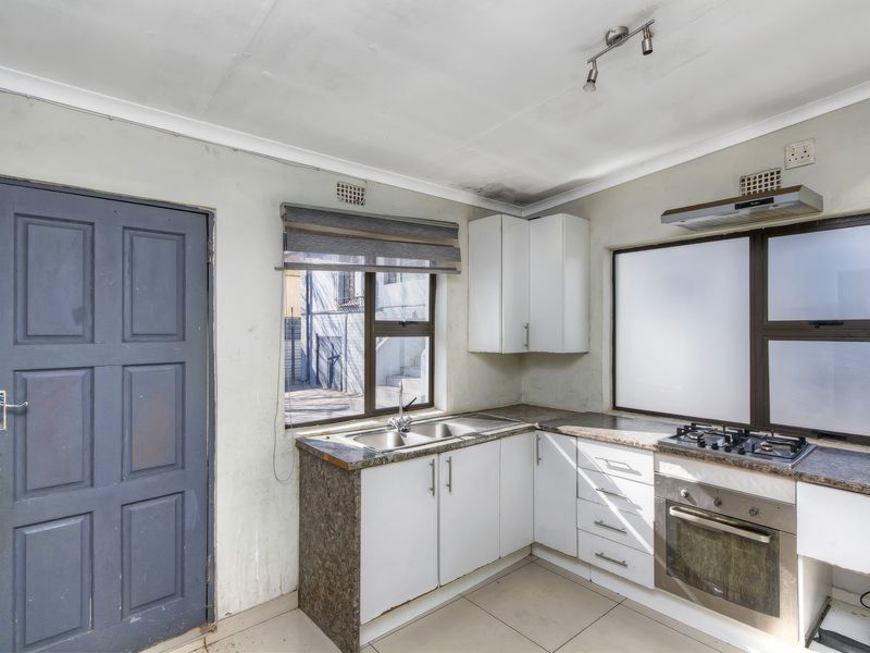 An Investment Opportunity In A 7-Bedroom Communal Living Property In Fellside. - Photo 5