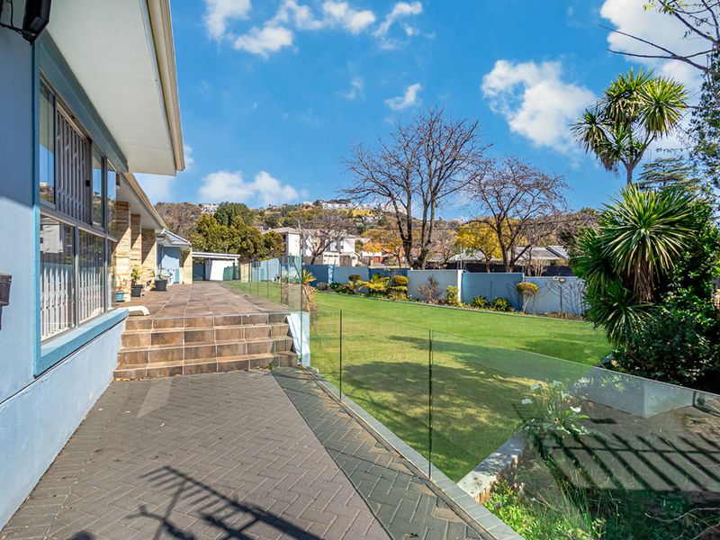 Modern Living at its Finest - Photo 6