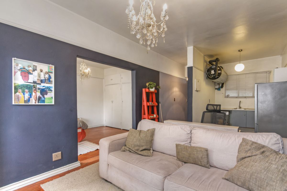 Your Urban Oasis Awaits In Riviera / A 1-Bedroom Apartment On The First Floor With A Balcony. - Photo 5