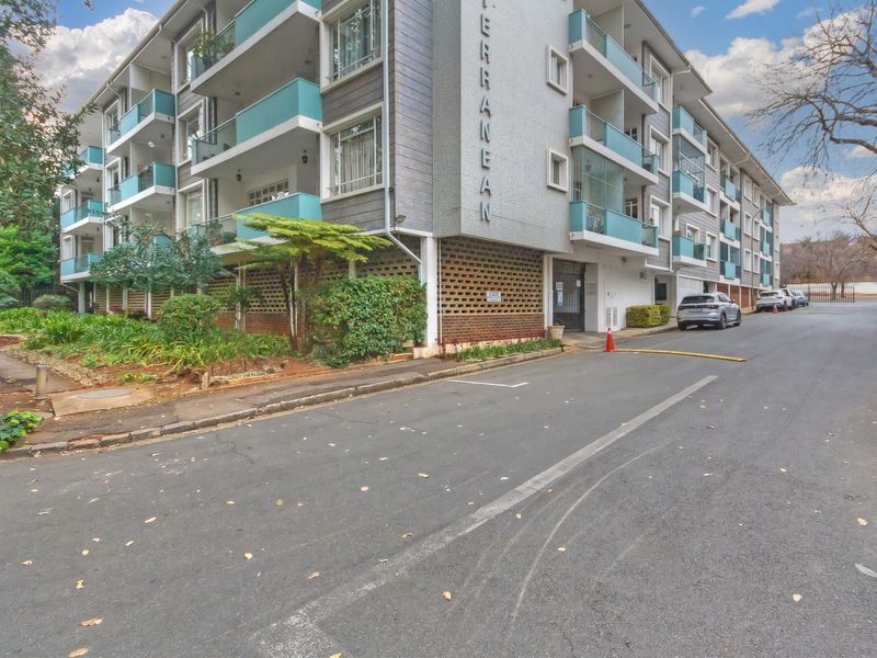 Your Urban Oasis Awaits In Riviera / A 1-Bedroom Apartment On The First Floor With A Balcony. - Photo 1