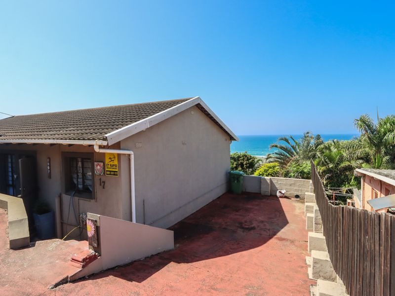 Charming Home with Cottage and Sea Views - Photo 3