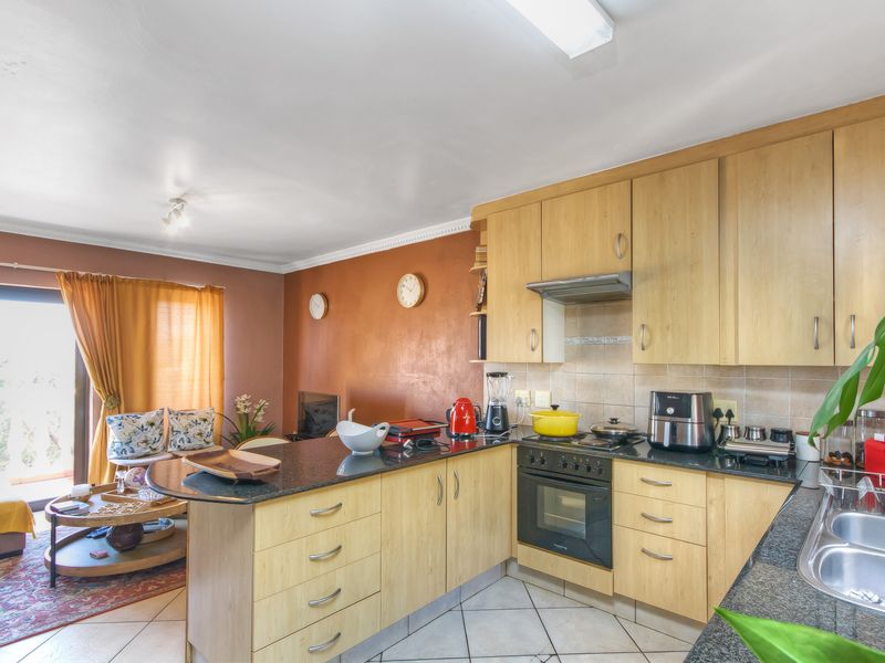 Stunning Duplex Custer for sale in Winchester Hills With Double Garage - Photo 6