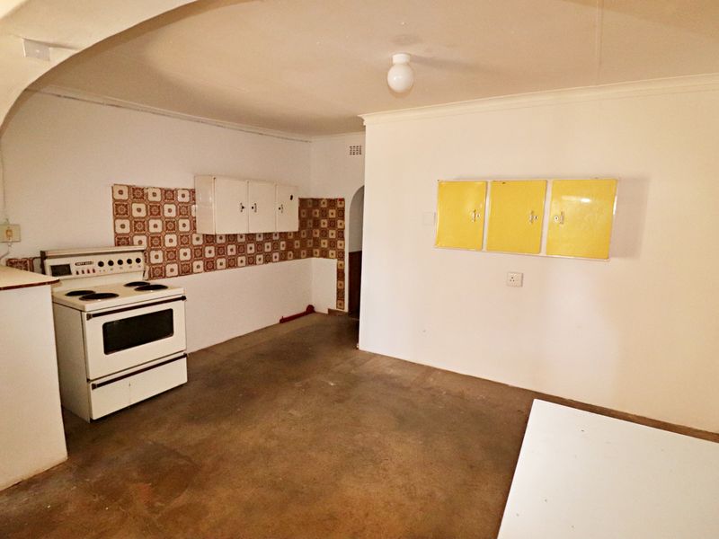 Investor's Dream Property!!! - Photo 3