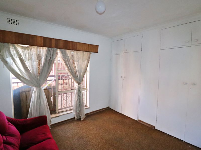 Investor's Dream Property!!! - Photo 8