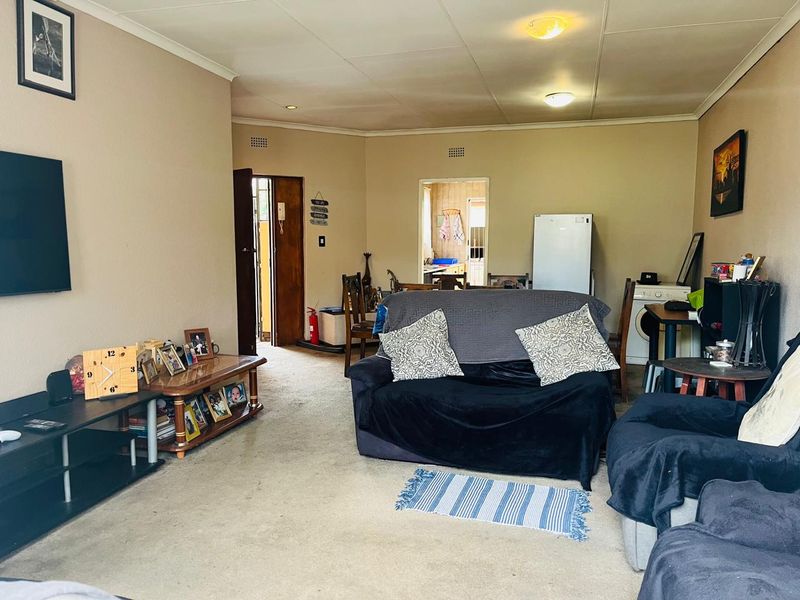 North Facing Garden Unit!!! - Photo 7