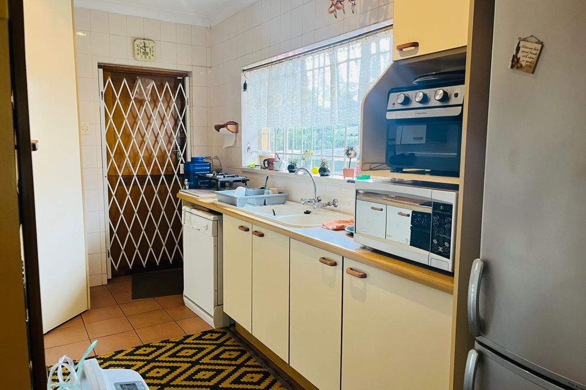 Affordable 3 Bedrom Family Home - Photo 2