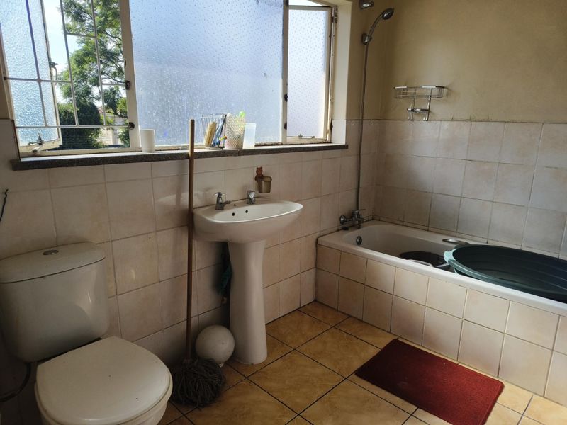 Spacious 3-Bed Duplex for Sale – 103 sqm with Garden & Double Carport - Photo 10