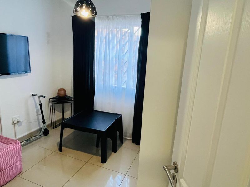 North-facing secure lock-up and go garden unit!!! - Photo 10