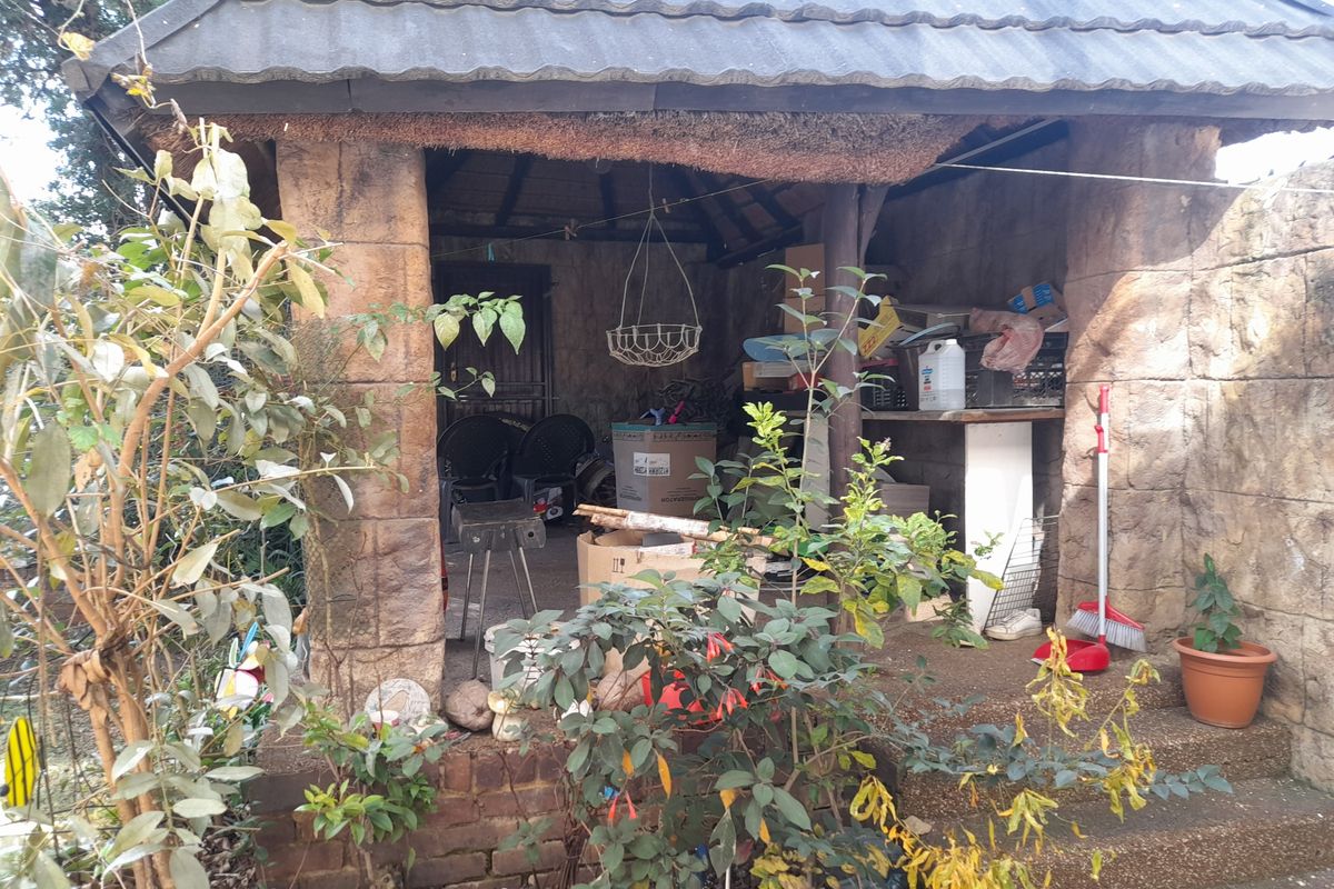 3 Bedroom Duplex Cluster for sale in Mondeor - Photo 4